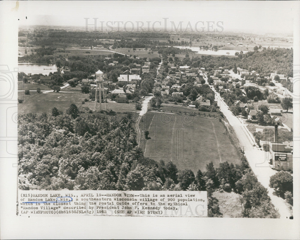 1963 Press Photo Aerial View of Random Lake Wisconsin a Small Village - Historic Images