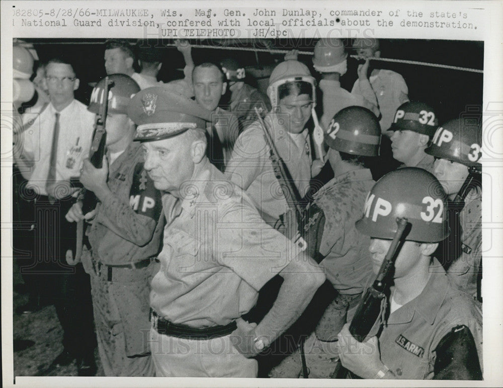 1966 Press Photo Gen. John Dunlap National guard Wisconsin - Historic Images