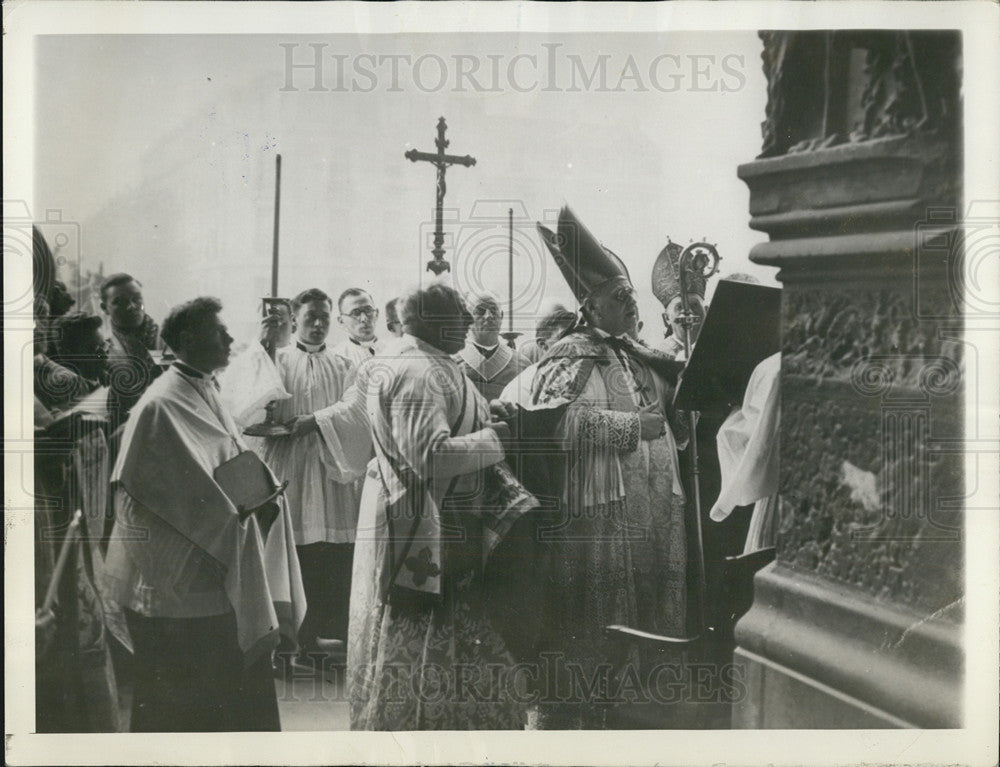 1937 Press Photo of consecration of restored Reims Cathedral after war damage - Historic Images