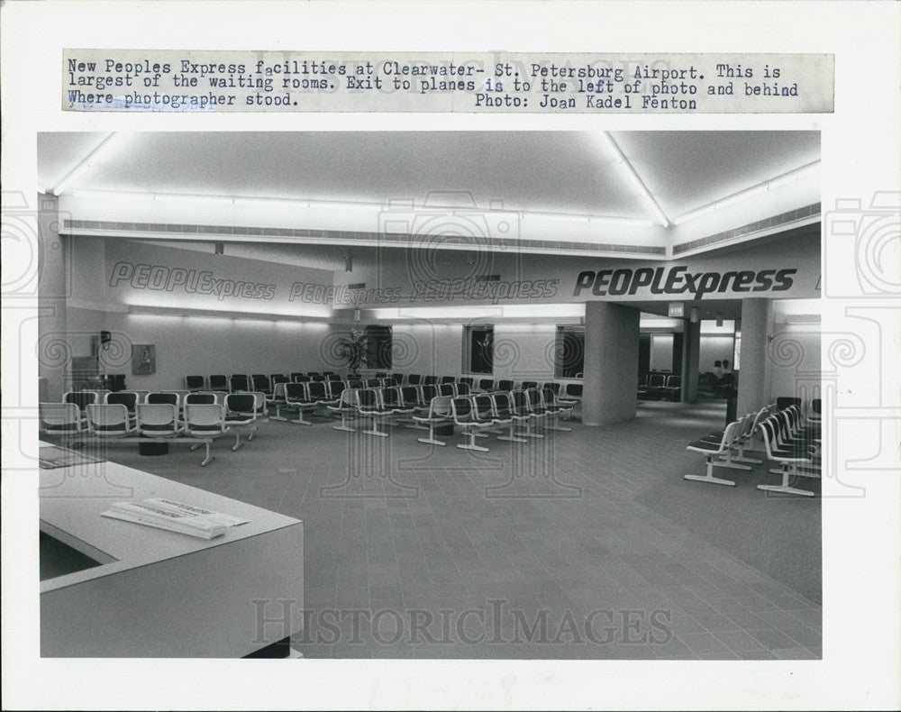 1984 Press Photo People Express Waiting Area at Mid Pinellas Airport - Historic Images