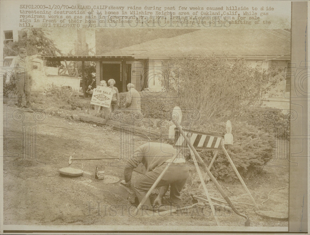 1970 Press Photo Oakland,California.Destruction of Homes in Wilshire Heights. - Historic Images