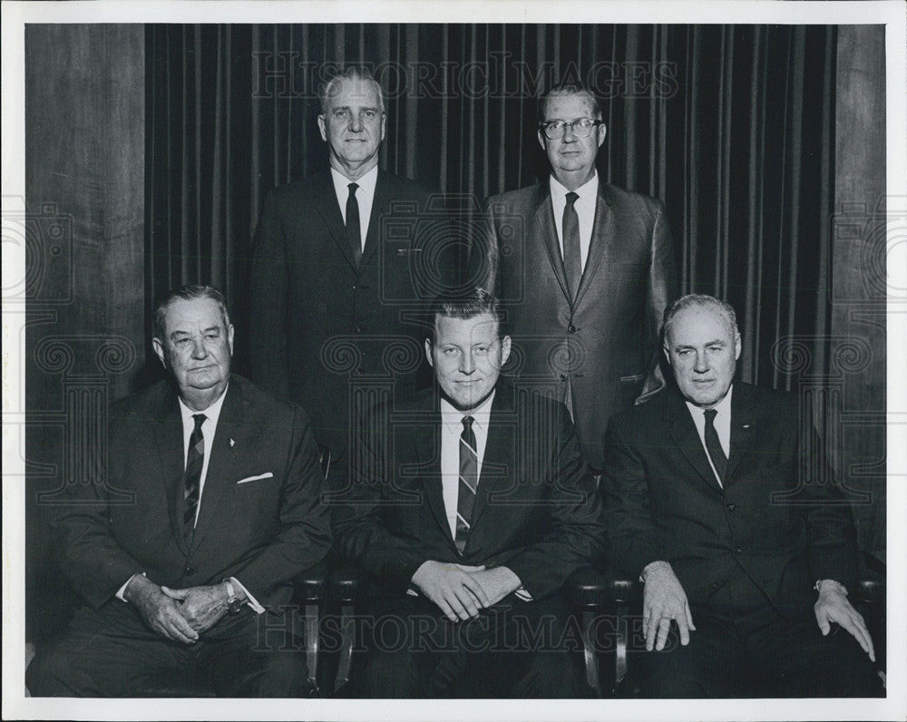 1965 Press Photo State Turnpike Authority Members THomas Manue Charles Gray - Historic Images