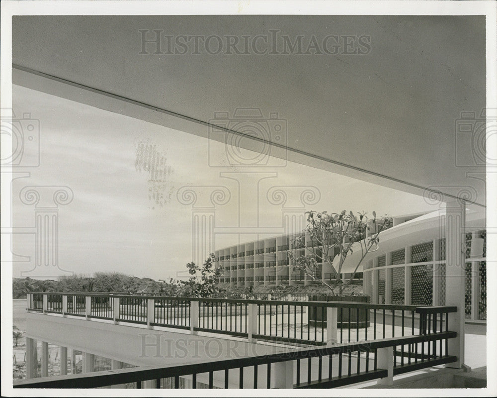 1961 Press Photo The Carlton Hotel Constructed In Historic Southampton Parish - Historic Images