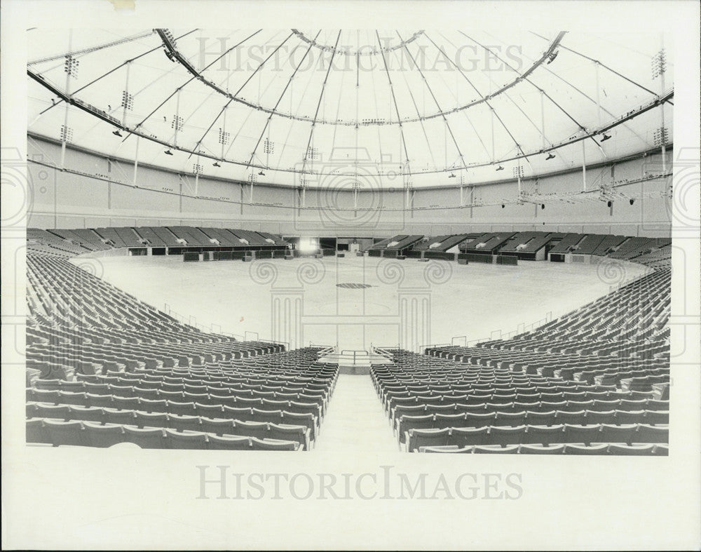 Press Photo Interior Stadium - Historic Images