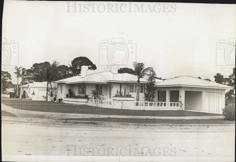 1942 Press Photo Bahama Beach - Historic Images