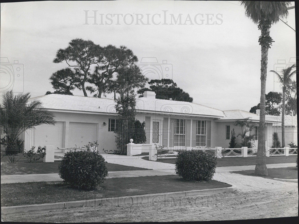 1942 Press Photo Bahamas Beach Houses. - Historic Images