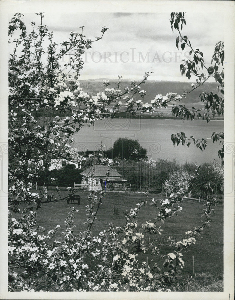 1975 Press Photo Montana Flathead Lake - Historic Images