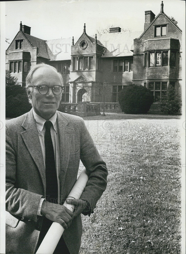 1983 Press Photo A. Perry Morgan turned his Mansion into a Condominium - Historic Images