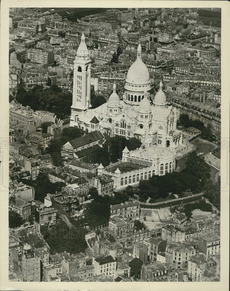 Press Photo Church in france - Historic Images