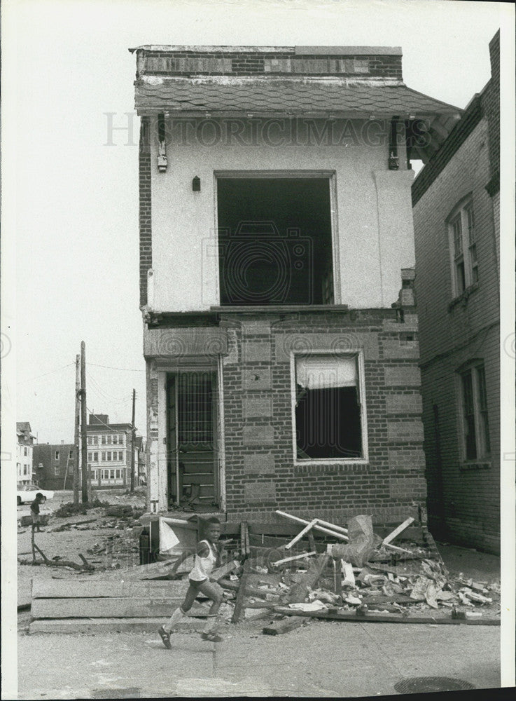 1981 Press Photo Slum dwellings of Atlantic City, New Jersey - Historic Images