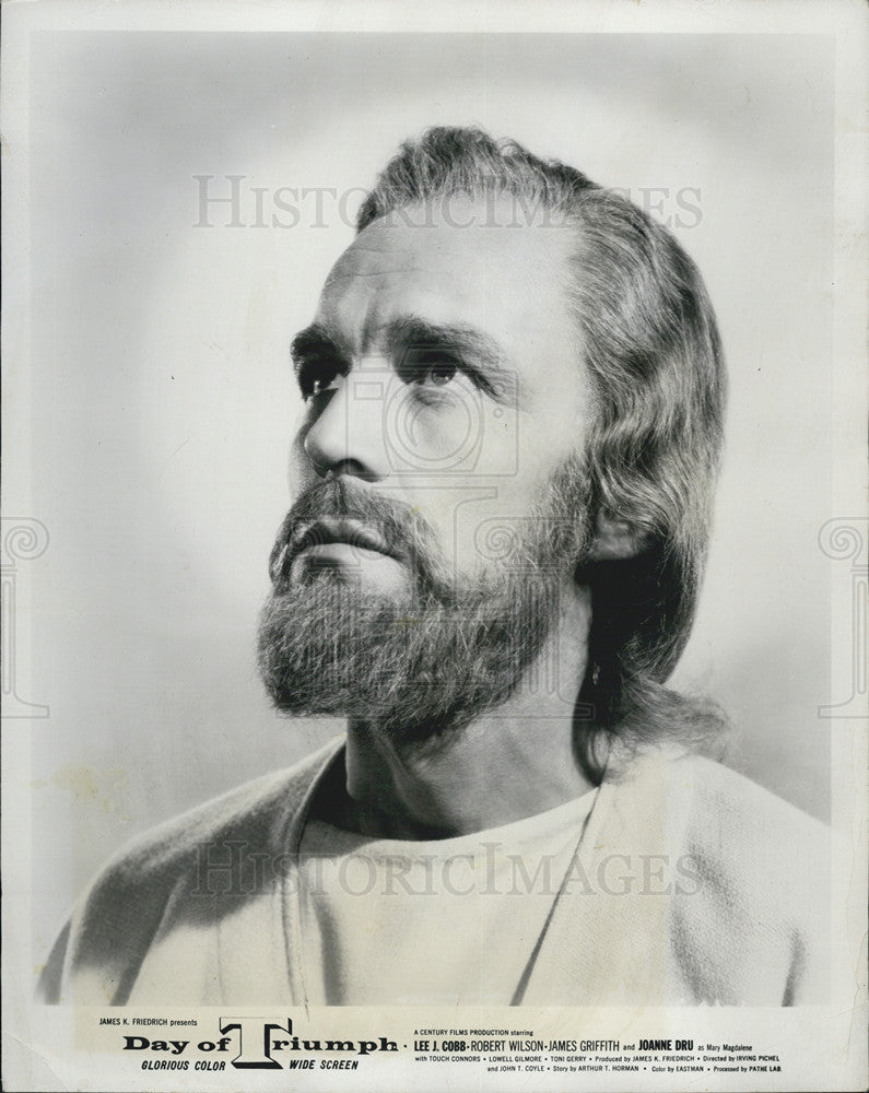 1958 Press Photo Robert Wilson stars in the religious drama &quot;Day of Triumph&quot; - Historic Images