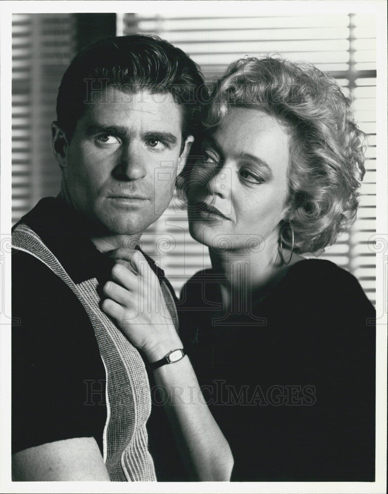 1992 Press Photo Treat Williams and Rebecca Jenkins in &quot;Tell Death Us Do Part&quot; - Historic Images