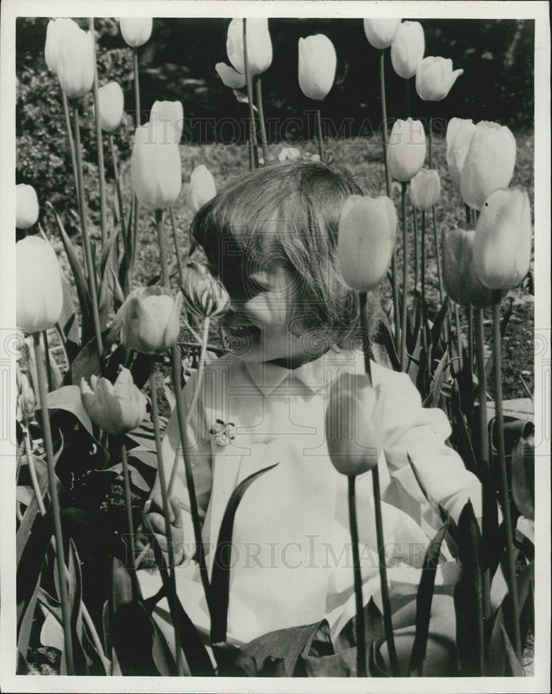 1969 Press Photo Lucerne Switzerland Child - Historic Images