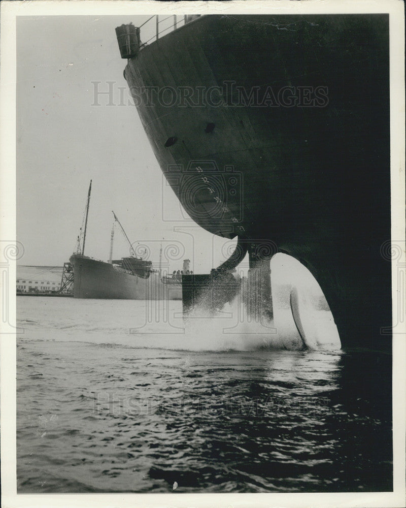 1963 Press Photo ship Tampa Bay port - Historic Images