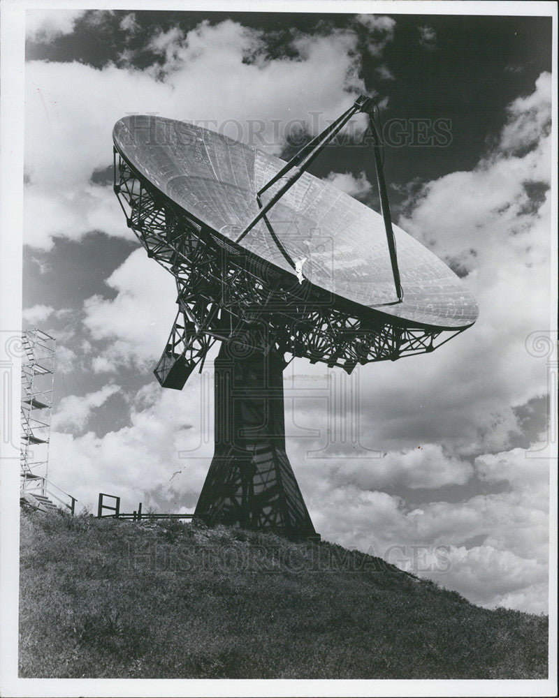 Press Photo Antenna Used by Commerce Dept National Bureau of Standards - Historic Images