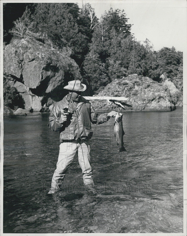 1968 Press Photo Ten Pound rainbow fish caught in Tierra del Fuego in Argentina - Historic Images