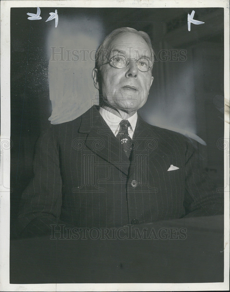 1943 Press Photo John D. Rockefeller Jr Speech Civic Opera House Rally War Fund - Historic Images