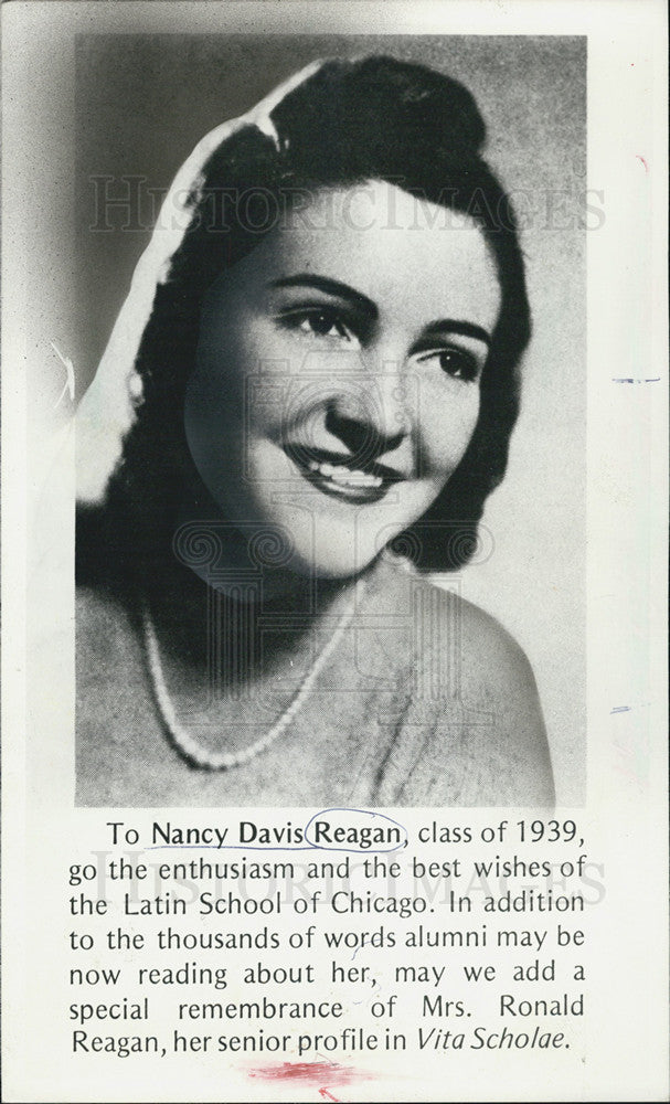 1980 Press Photo Nancy Davis Reagan class of 1939 &amp; wife or Ronald Reagan - Historic Images