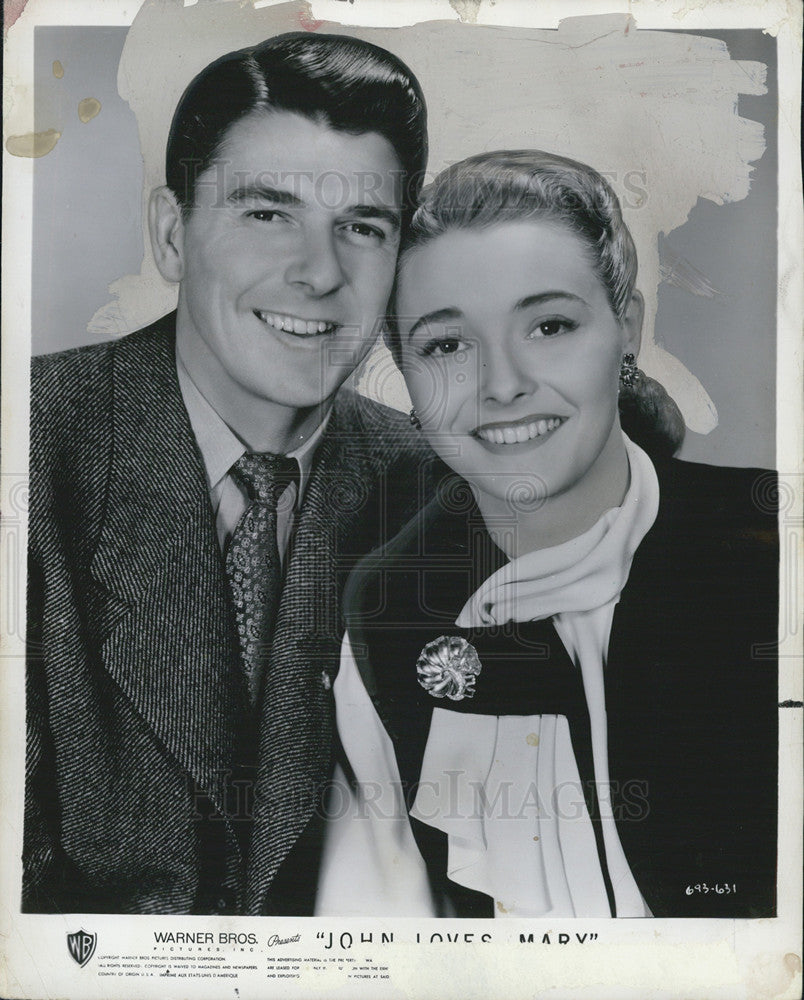 1949 Press Photo Ronald Reagan &amp; Patricia Neal stars of John Loves May - Historic Images