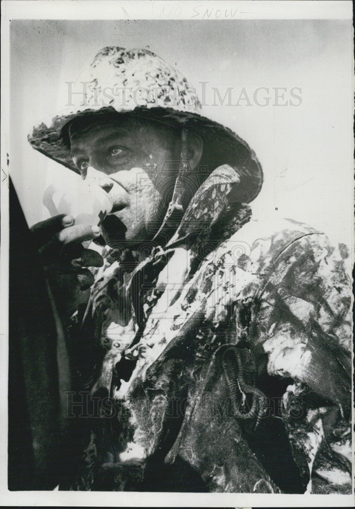 1959 Press Photo Fireman Working to put Out Fire on a Tanker Amoco - Historic Images