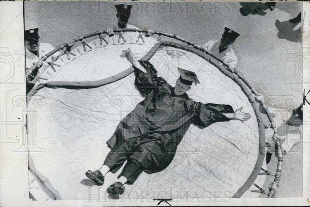 1961 Press Photo Rookie fireman Ray C Hayes at his graduation of basic training - Historic Images