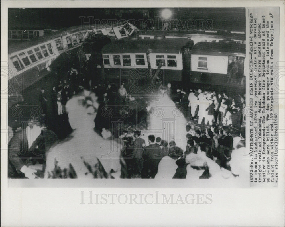 1963 Press Photo Wreckage Of Two Passenger Trains Derailed At Yokohama, Japan - Historic Images