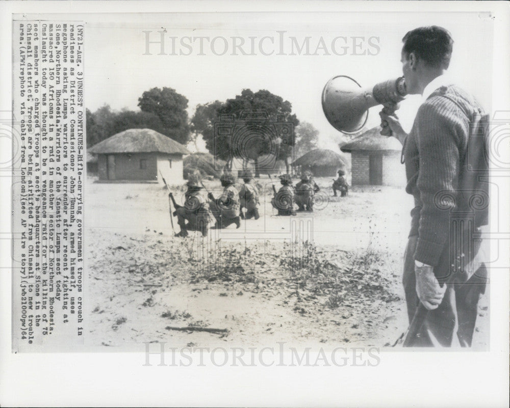 1964 Press Photo Unrest Continues Commissioner John Hannah Asking for Surrender - Historic Images