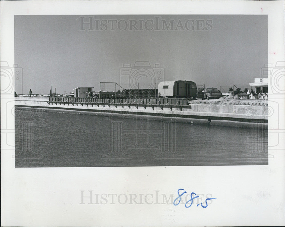 1964 Press Photo  Construction at Sarasota&#39;s new Island Park - Historic Images