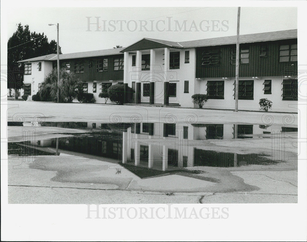 1990 Press Photo Tampa Bay,Fla Correctional center - Historic Images