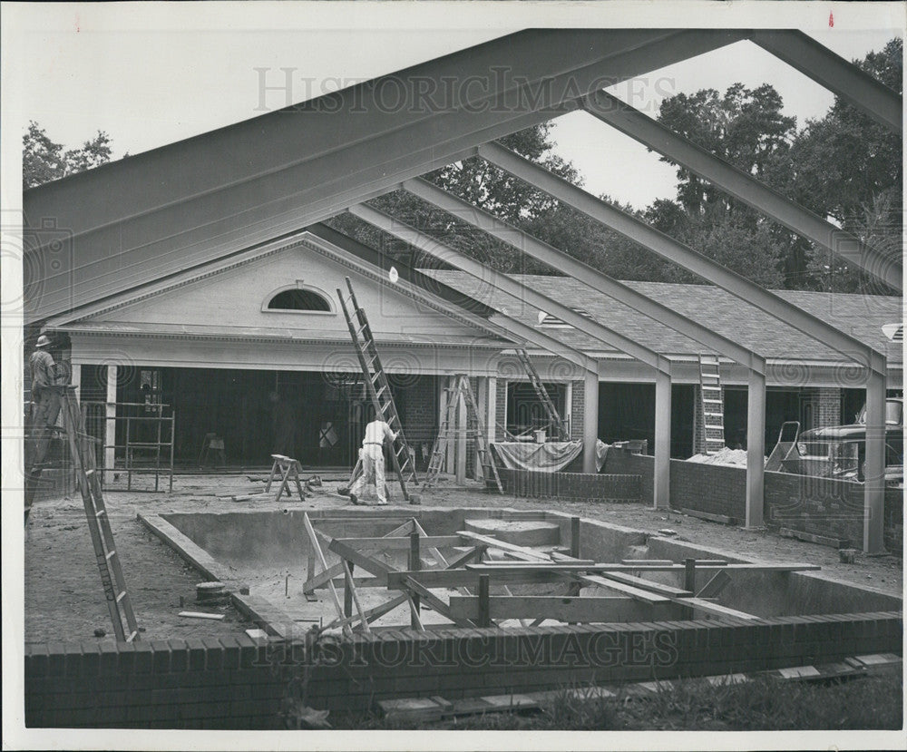 1962 Press Photo New Governors Mansion swimming pool construction - Historic Images