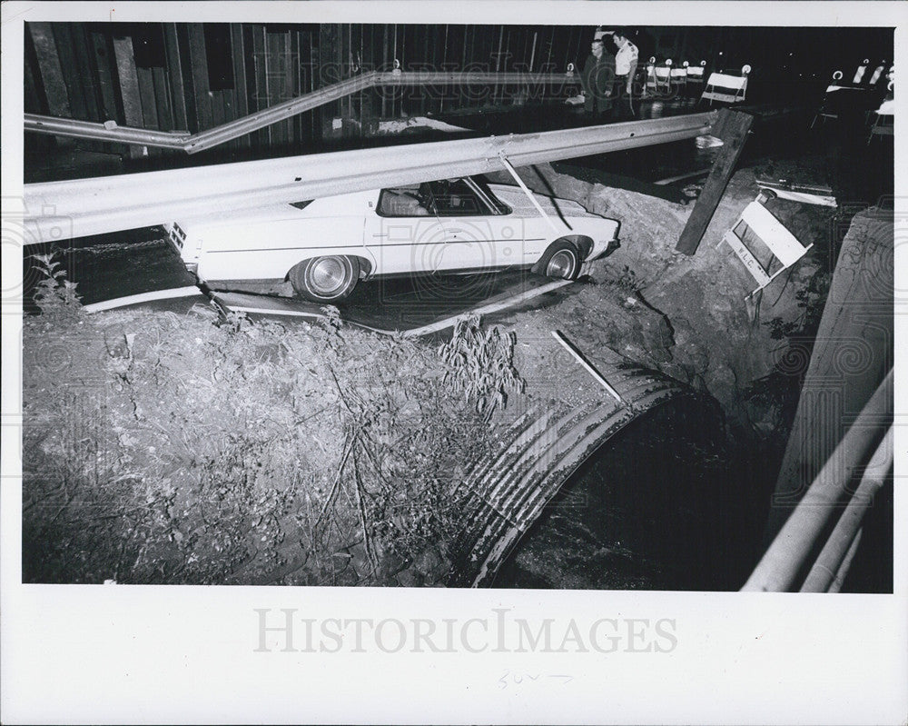 1981 Press Photo Storm damage at 58th Avenue - Historic Images