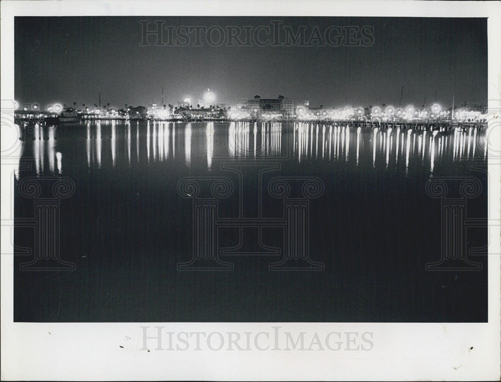 Press Photo St Petersburg Nighttime Skyline - Historic Images