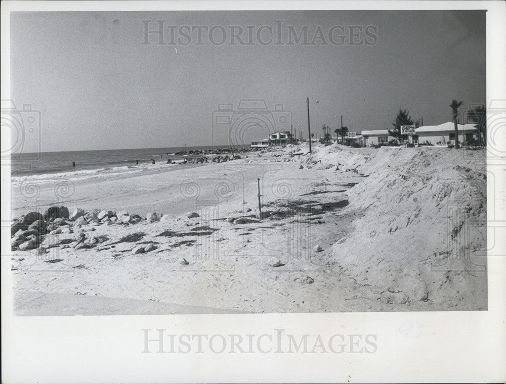 1969 Press Photo Hurricane Gladys Southern Holiday Isles Beaches Florida Damage - Historic Images