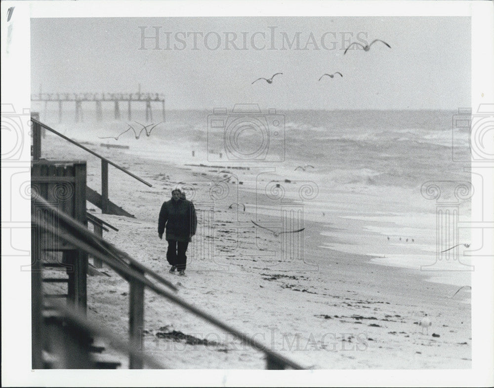 1988 Press Photo Poor Weather Suncoast Indian Rocks Beach - Historic Images