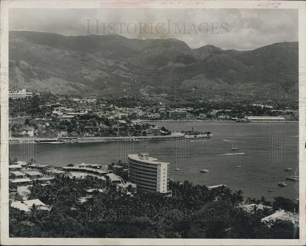 1963 Press Photo Acapulco Resorts Aerial View Mexico - Historic Images