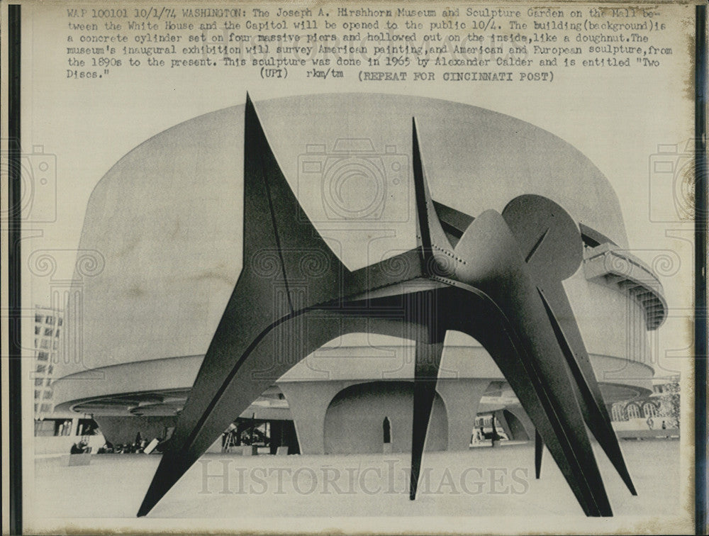 1974 Press Photo Joseph A. Hirshborn Museum and Sculpture Garden - Historic Images