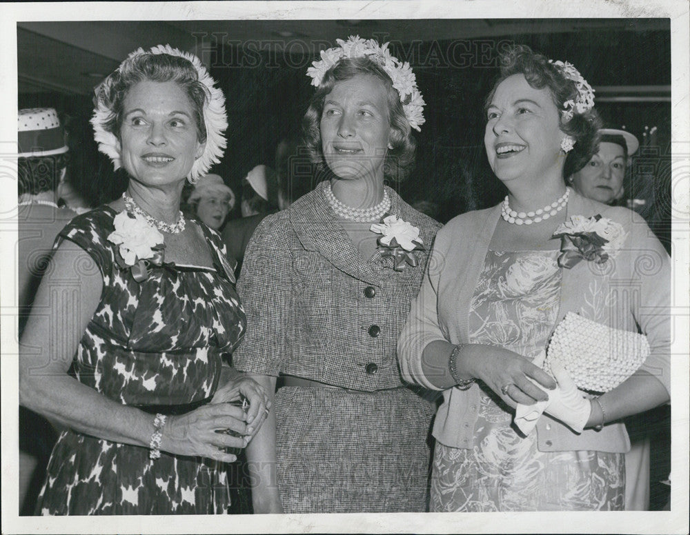 1960 Press Photo Republican Women&#39;s Luncheon at the Ambassador West Hotel - Historic Images