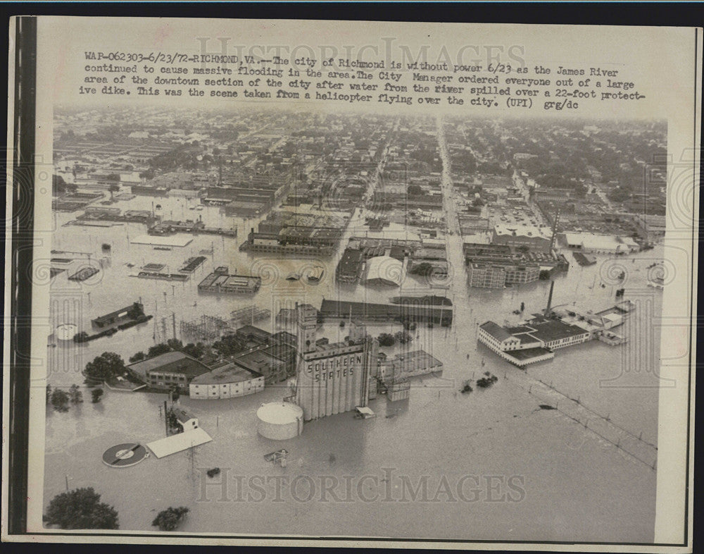 1972 Press Photo Richmond Virginia Without Power &amp; James River Flooding - Historic Images