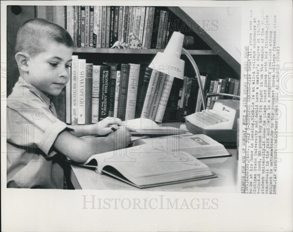 1965 Press Photo Mike Grost Gifted child is a college sophomore - Historic Images