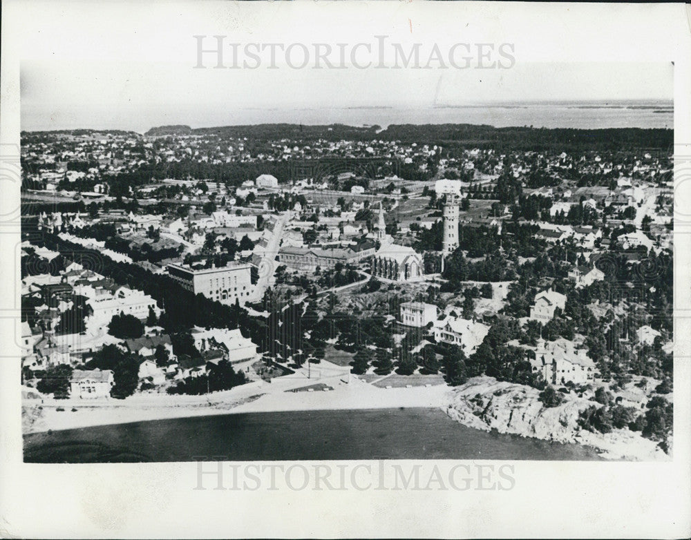 1941 Press Photo Aerial view of the City of Hangoe Finland - Historic Images