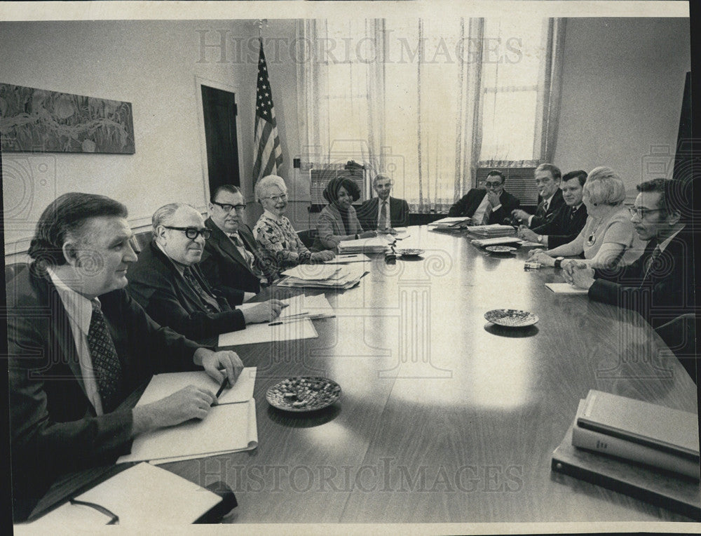 1972 Press Photo Board of Education - Historic Images