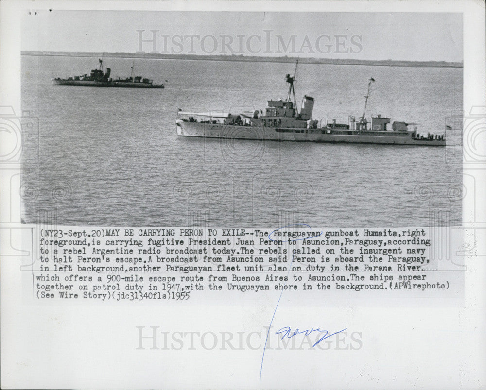 1955 Press Photo Paraguayan gunboat Humaita, brings fugitive President Juan Pero - Historic Images