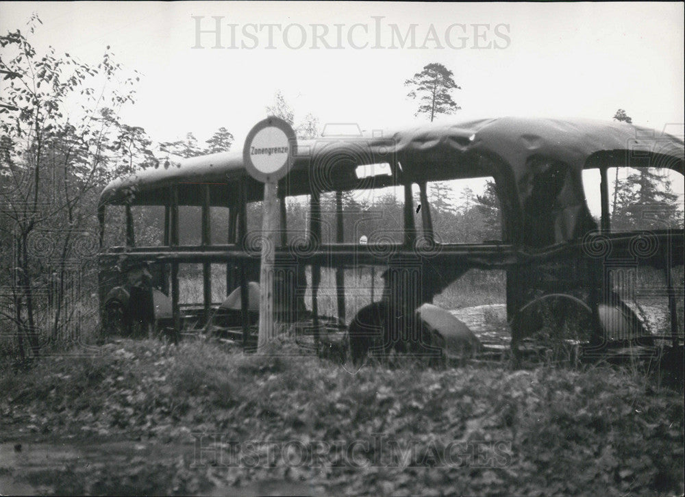 Press Photo Burned bus on the border of East and West Germany - Historic Images