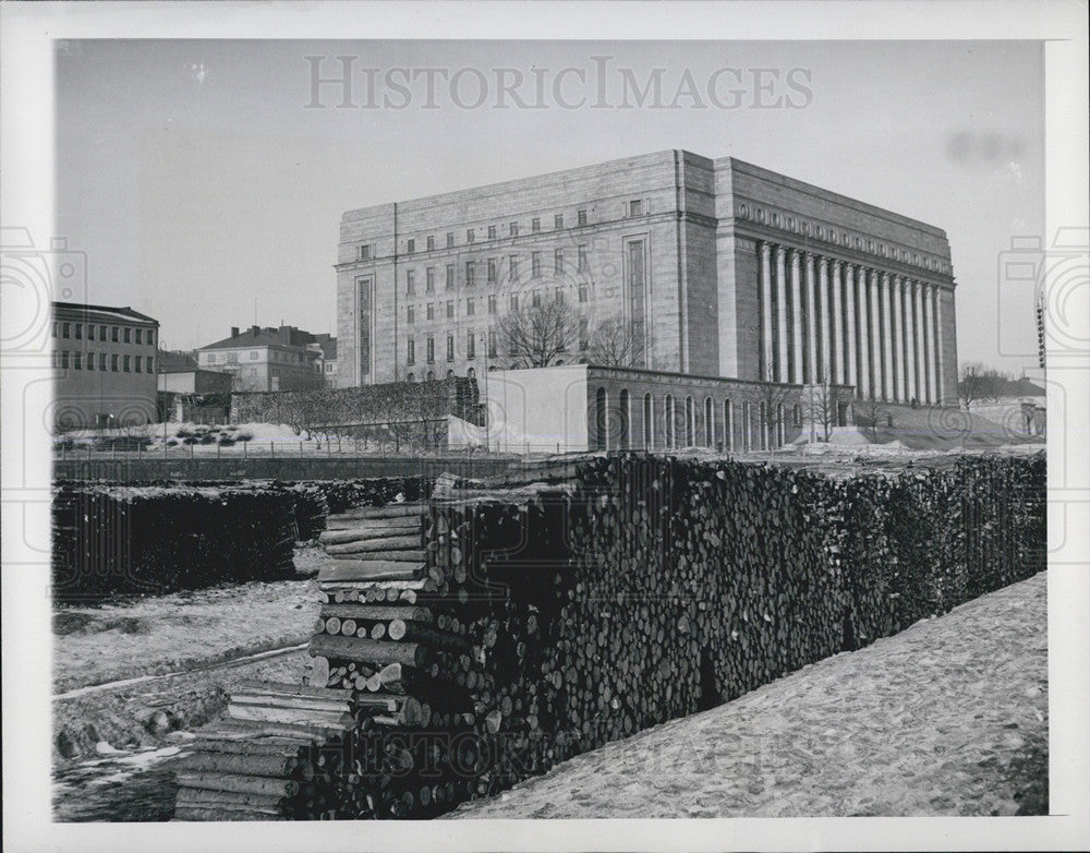 1948 Press Photo The Parliament building in Helsinki Finland - Historic Images