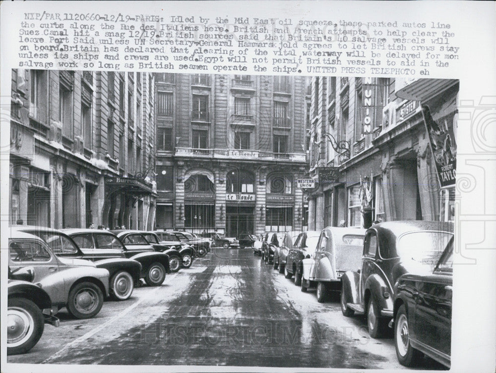 1956 Press Photo Parked autos line at the curb near the Rues des Italiens - Historic Images