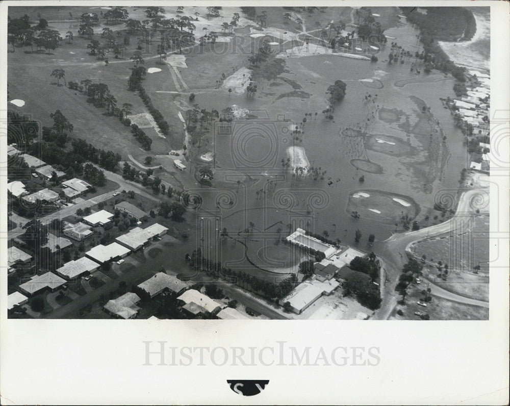 1972 Press Photo Bird&#39;s Eye View Flooded Pasadena Golf Course - Historic Images