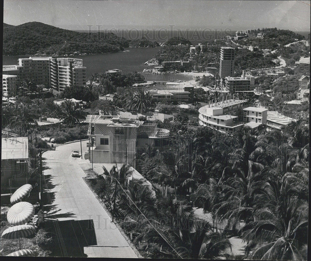 1966 Press Photo Tourist Resort Area of Acapulco in Mexico - Historic Images