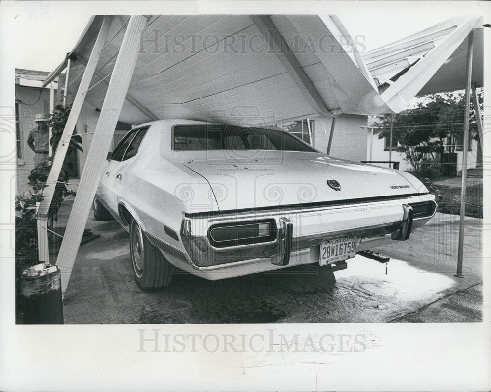 1977 Press Photo Carport Home Charles Bovee Collapsed Storm Pasco County - Historic Images