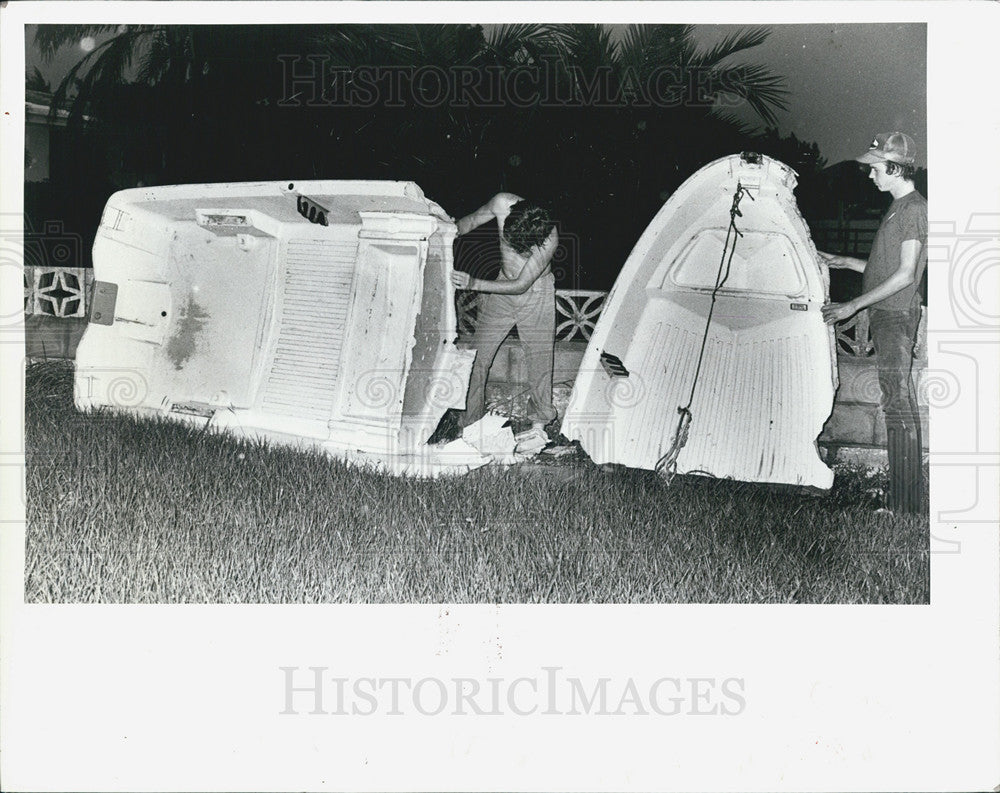 1979 Press Photo Boat Destroyed by Winds In Snell Isle - Historic Images