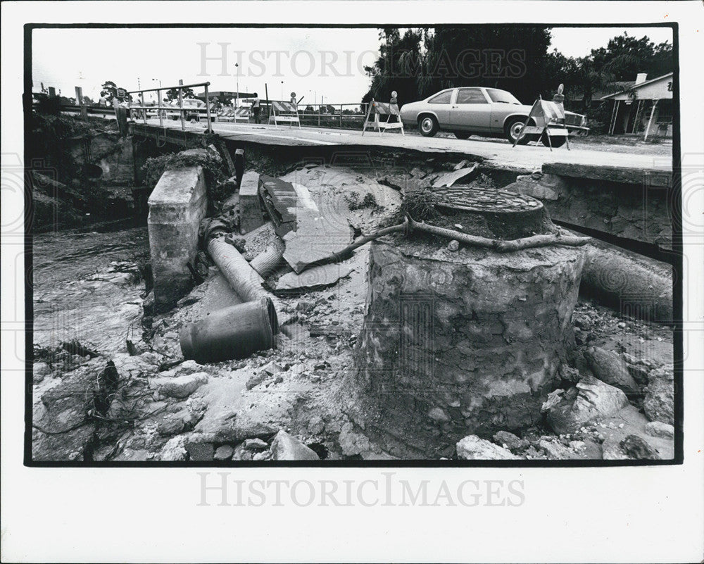 1979 Press Photo Water Damage, Bridge, 38th Avenue - Historic Images